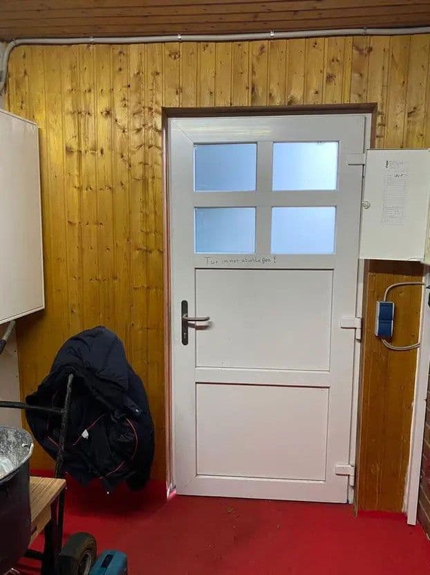 Prodej domu 123 m², pozemek 938 m², Pennigsehler Str.343, Liebenau, Dolní Sasko Prodej domu 123 m², pozemek 938 m², Pennigsehler Str.343, Liebenau, Dolní Sasko