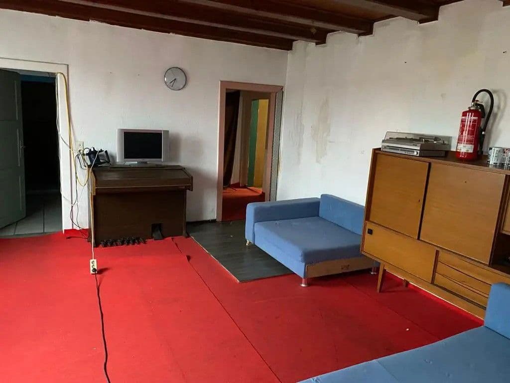 Prodej domu 123 m², pozemek 938 m², Pennigsehler Str.343, Liebenau, Dolní Sasko Prodej domu 123 m², pozemek 938 m², Pennigsehler Str.343, Liebenau, Dolní Sasko