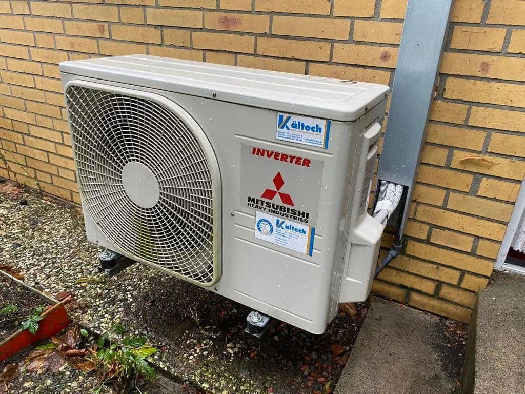 Prodej domu 123 m², pozemek 938 m², Pennigsehler Str.343, Liebenau, Dolní Sasko Prodej domu 123 m², pozemek 938 m², Pennigsehler Str.343, Liebenau, Dolní Sasko