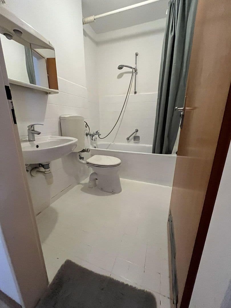 Prodej bytu 1+1 41 m², Burgallee 45, Hanau, Hessen Prodej bytu 1+1 41 m², Burgallee 45, Hanau, Hessen