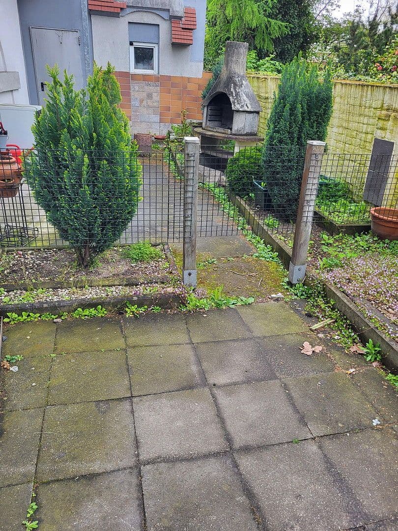 Prodej domu 295 m², pozemek 309 m², Duisburgerstr., Duisburg, Severní Porýní-Vestfálsko Prodej domu 295 m², pozemek 309 m², Duisburgerstr., Duisburg, Severní Porýní-Vestfálsko