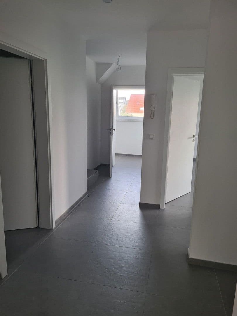 Pronájem bytu 3+kk 120 m², Detmolderstr. 52 d, Schlangen, Severní Porýní-Vestfálsko Pronájem bytu 3+kk 120 m², Detmolderstr. 52 d, Schlangen, Severní Porýní-Vestfálsko
