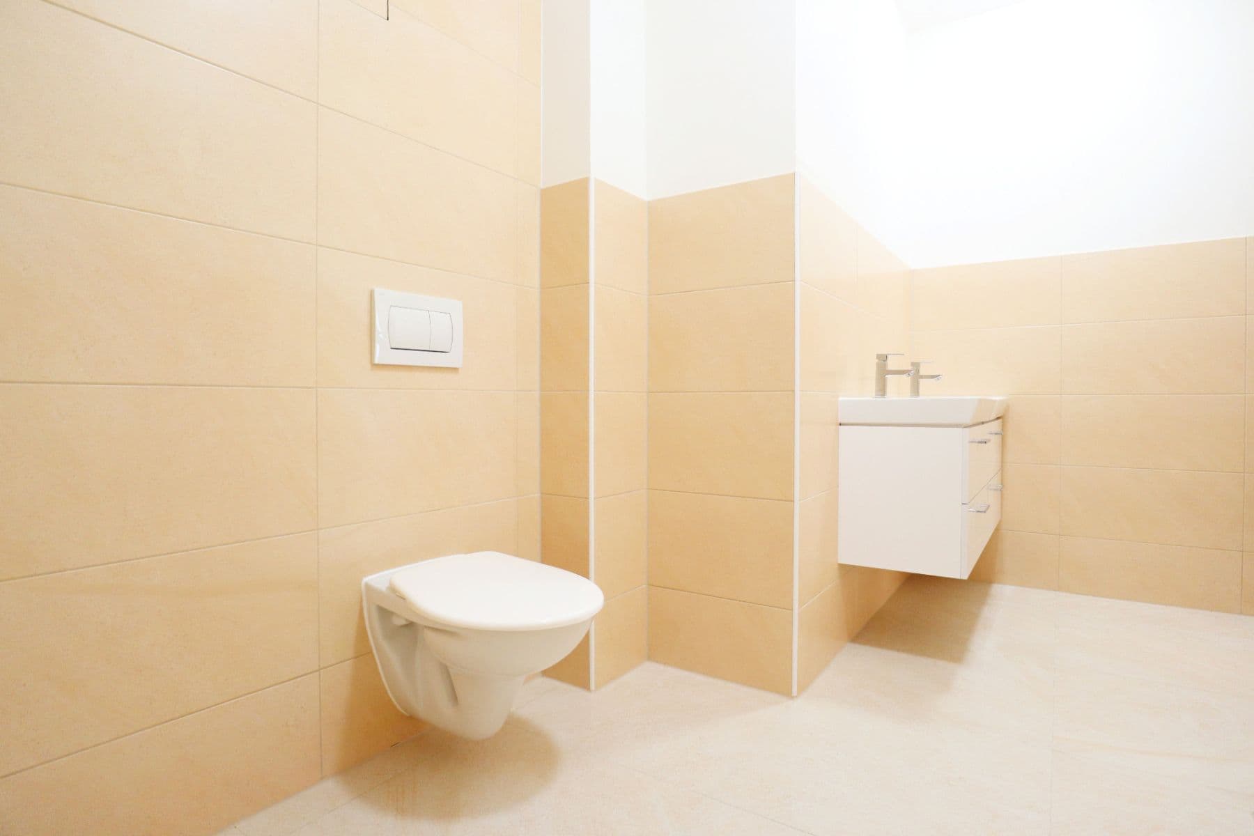 Prodej bytu 4+1 130 m², Slámova, Brno, Jihomoravský kraj Prodej bytu 4+1 130 m², Slámova, Brno, Jihomoravský kraj