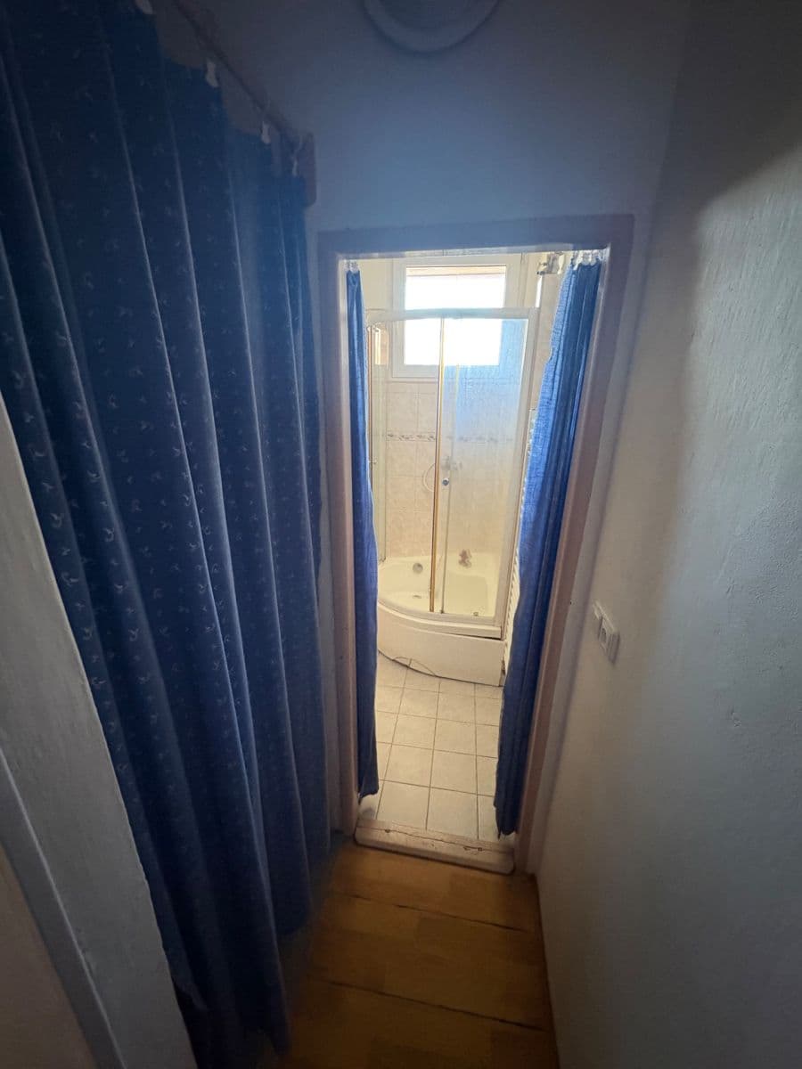 Pronájem bytu 2+1 50 m², Hřbitovní, Strunkovice nad Blanicí, Jihočeský kraj Pronájem bytu 2+1 50 m², Hřbitovní, Strunkovice nad Blanicí, Jihočeský kraj