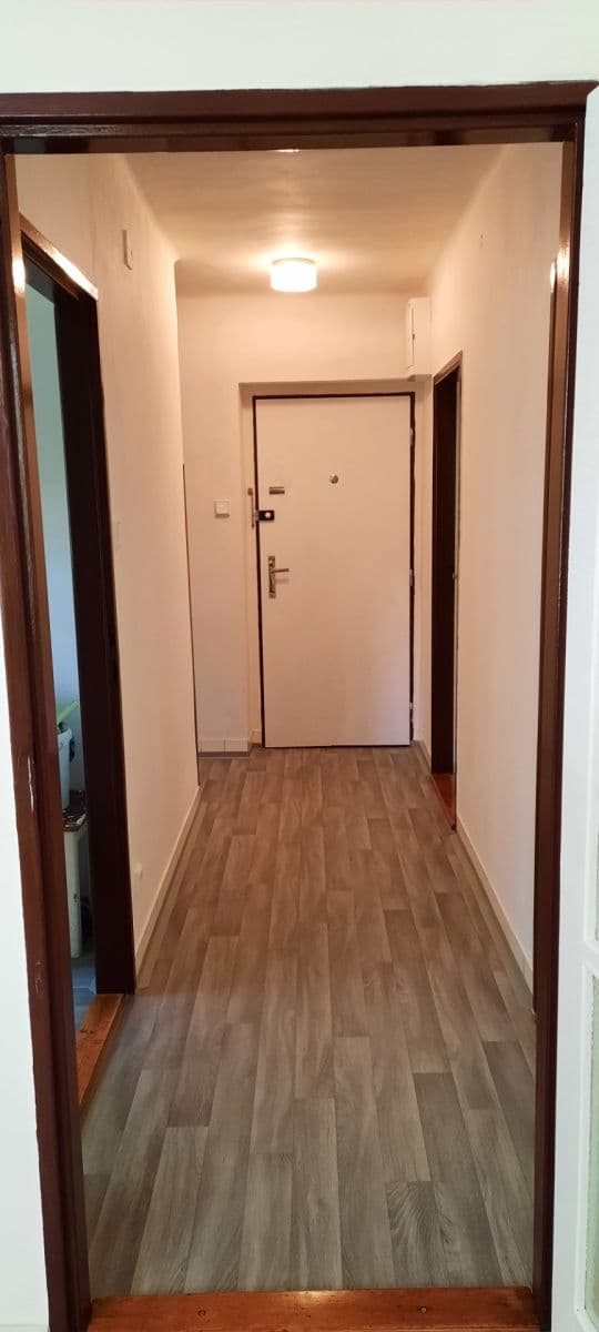 Pronájem bytu 3+1 63 m², Na Magistrále, Kolín, Středočeský kraj Pronájem bytu 3+1 63 m², Na Magistrále, Kolín, Středočeský kraj