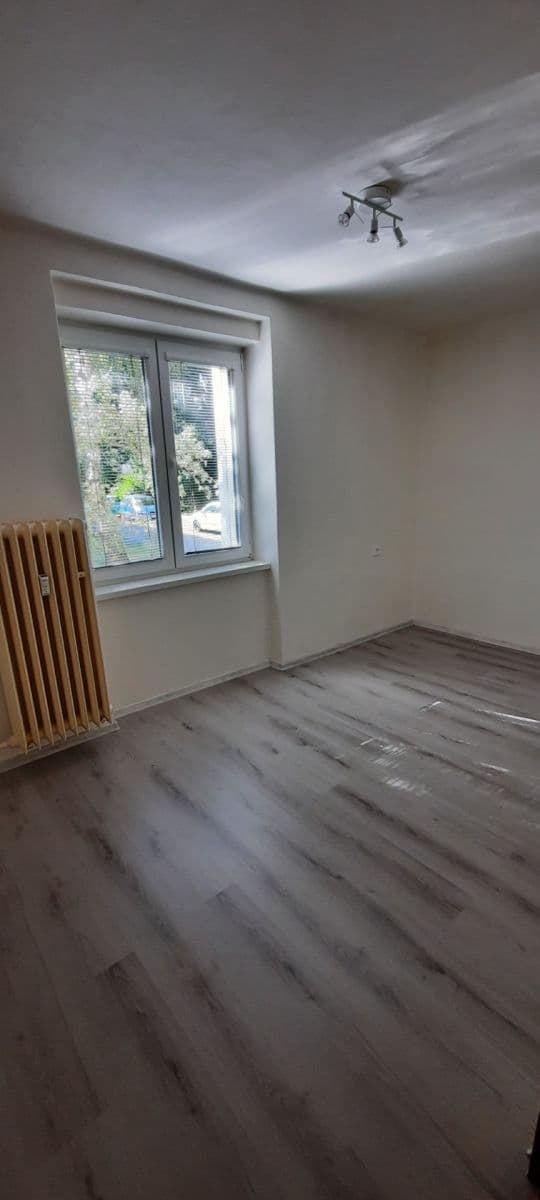 Pronájem bytu 3+1 63 m², Na Magistrále, Kolín, Středočeský kraj Pronájem bytu 3+1 63 m², Na Magistrále, Kolín, Středočeský kraj