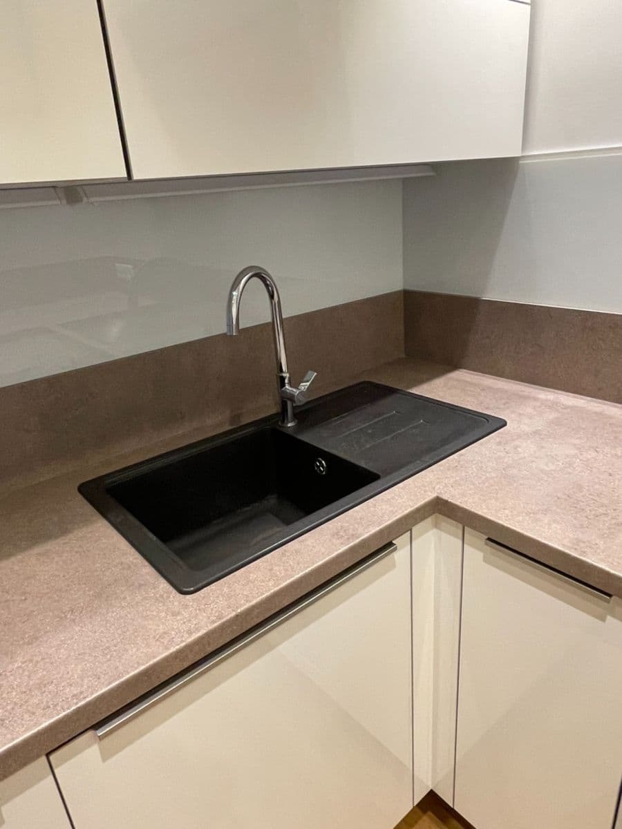 Prodej bytu 2+kk 50 m², Kakosova, Praha, Praha Prodej bytu 2+kk 50 m², Kakosova, Praha, Praha