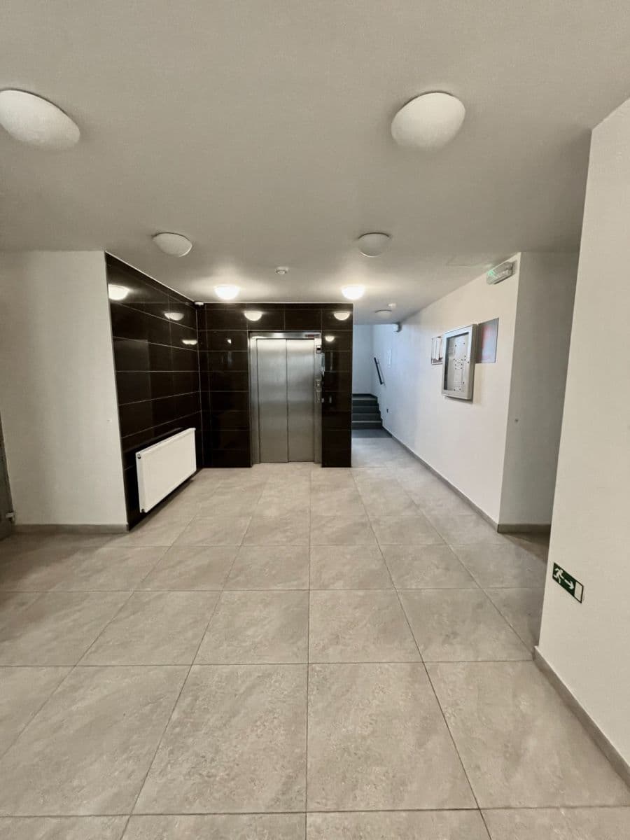 Prodej bytu 2+kk 50 m², Kakosova, Praha, Praha Prodej bytu 2+kk 50 m², Kakosova, Praha, Praha