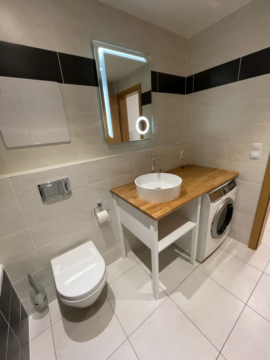 Prodej bytu 2+kk 50 m², Kakosova, Praha, Praha Prodej bytu 2+kk 50 m², Kakosova, Praha, Praha