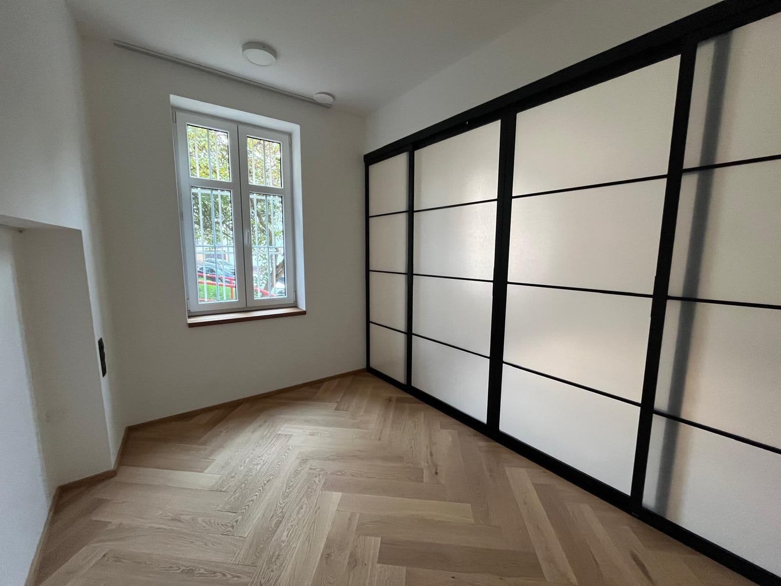 Pronájem bytu 2+kk 37 m², Kutnauerovo náměstí, Praha, Praha Pronájem bytu 2+kk 37 m², Kutnauerovo náměstí, Praha, Praha