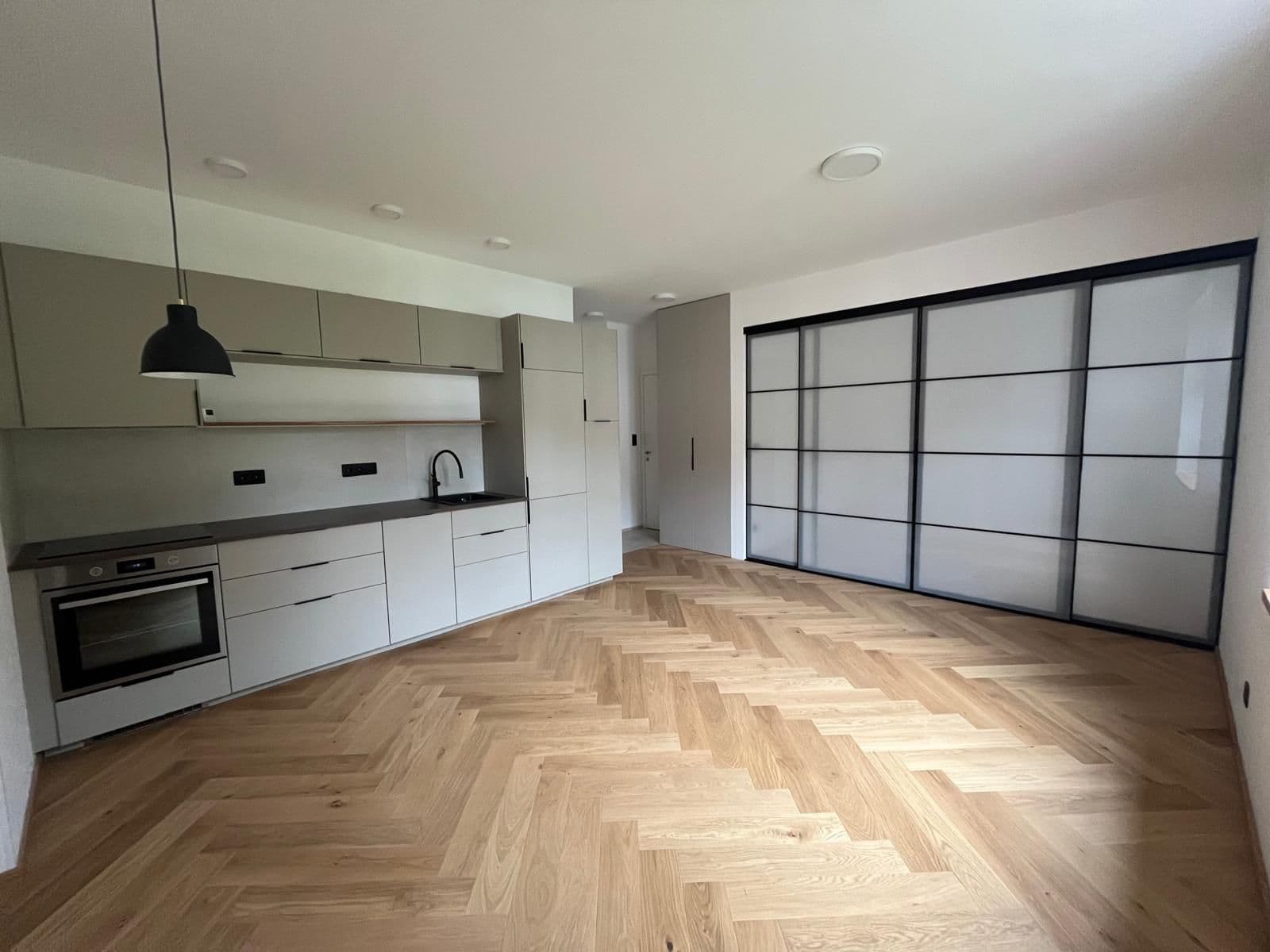 Pronájem bytu 2+kk 37 m², Kutnauerovo náměstí, Praha, Praha Pronájem bytu 2+kk 37 m², Kutnauerovo náměstí, Praha, Praha