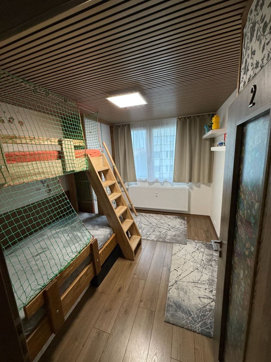 Pronájem bytu 3+kk 70 m², Křenická, Praha, Praha Pronájem bytu 3+kk 70 m², Křenická, Praha, Praha