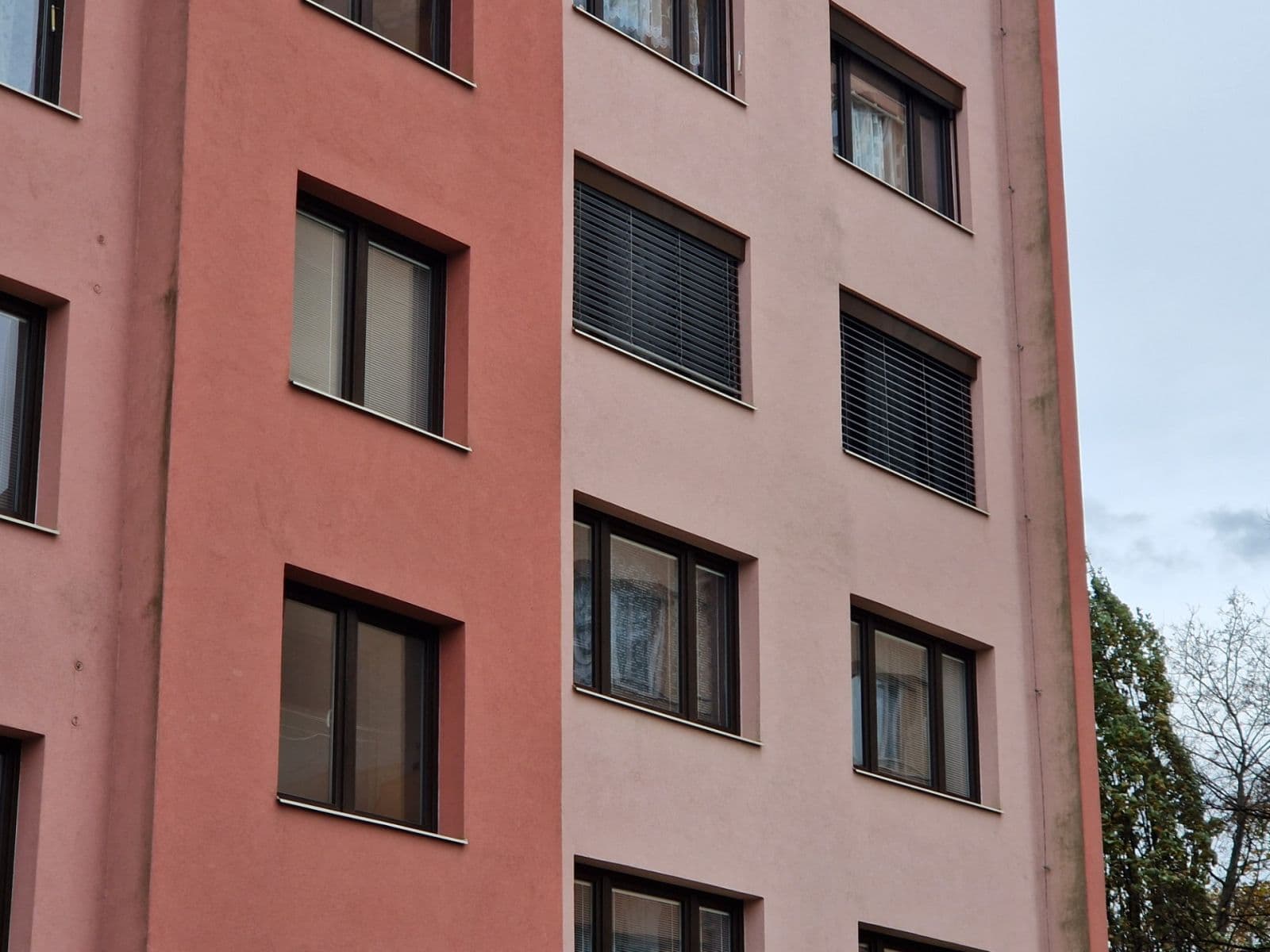 Prodej bytu 3+1 65 m², Lidická třída, České Budějovice, Jihočeský kraj Prodej bytu 3+1 65 m², Lidická třída, České Budějovice, Jihočeský kraj