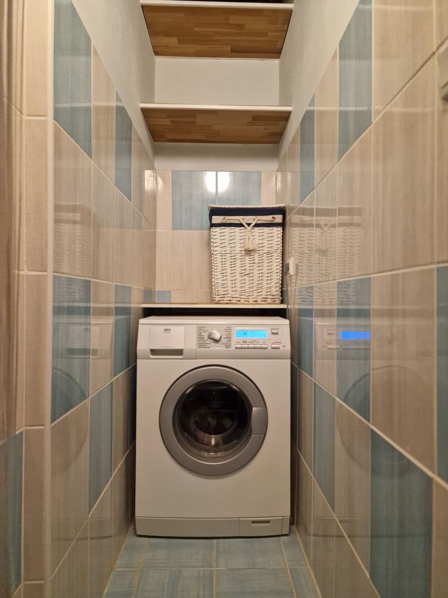 Pronájem bytu 3+kk 53 m², Na Hroudě, Praha, Praha Pronájem bytu 3+kk 53 m², Na Hroudě, Praha, Praha