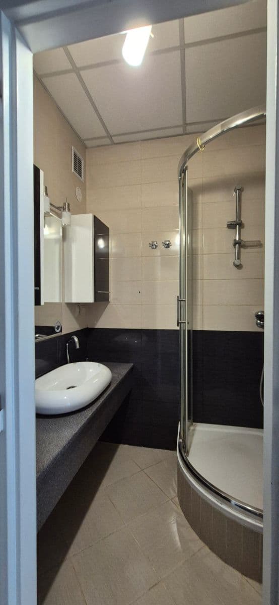 Pronájem bytu 1+kk 50 m², Antonína Sovy, Česká Lípa, Liberecký kraj Pronájem bytu 1+kk 50 m², Antonína Sovy, Česká Lípa, Liberecký kraj