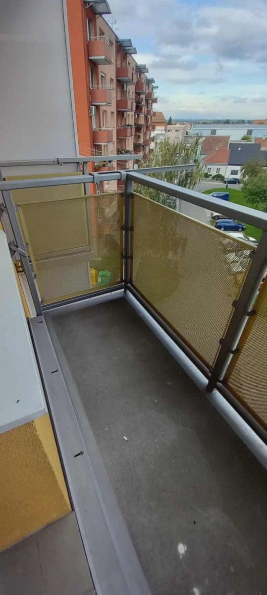 Prodej domu 31 m², pozemek 36 m², sídl. Dukelských hrdinů, Břeclav, Jihomoravský kraj Prodej domu 31 m², pozemek 36 m², sídl. Dukelských hrdinů, Břeclav, Jihomoravský kraj