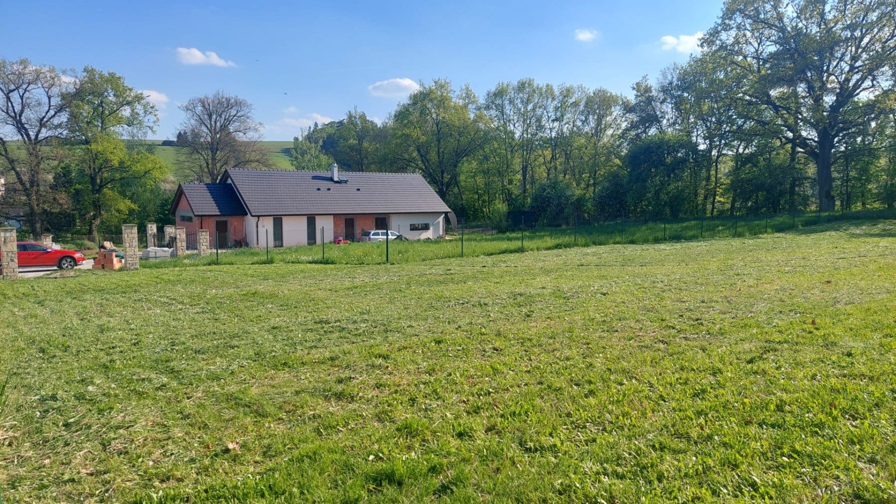 Prodej pozemku 1.132 m², Tisem, Středočeský kraj Prodej pozemku 1.132 m², Tisem, Středočeský kraj