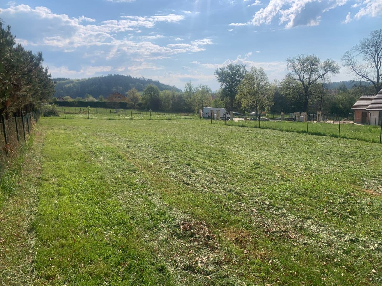 Prodej pozemku 1.132 m², Tisem, Středočeský kraj Prodej pozemku 1.132 m², Tisem, Středočeský kraj