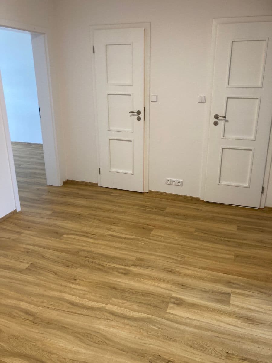 Pronájem bytu 3+kk 100 m², U Jezera, Praha, Praha Pronájem bytu 3+kk 100 m², U Jezera, Praha, Praha