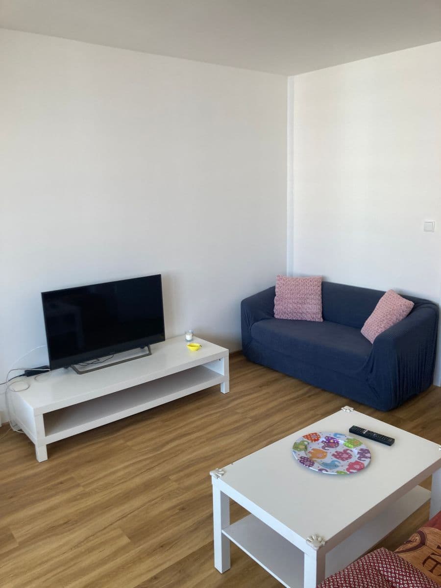 Pronájem bytu 3+kk 100 m², U Jezera, Praha, Praha Pronájem bytu 3+kk 100 m², U Jezera, Praha, Praha