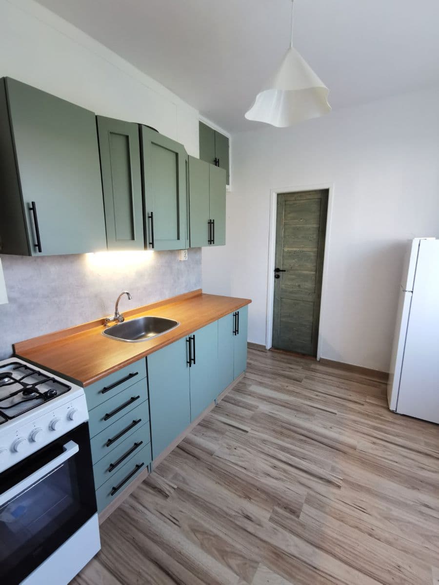 Pronájem bytu 2+1 54 m², Dusíkova, Čáslav, Středočeský kraj Pronájem bytu 2+1 54 m², Dusíkova, Čáslav, Středočeský kraj