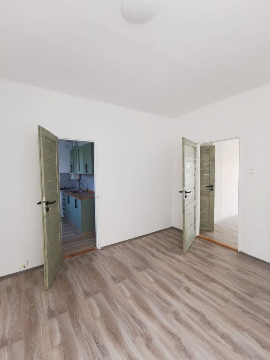 Pronájem bytu 2+1 54 m², Dusíkova, Čáslav, Středočeský kraj Pronájem bytu 2+1 54 m², Dusíkova, Čáslav, Středočeský kraj