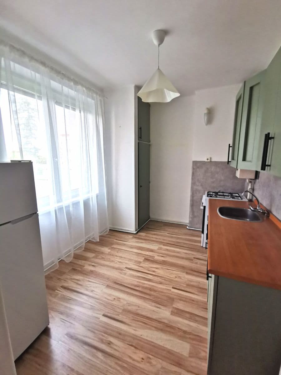 Pronájem bytu 2+1 54 m², Dusíkova, Čáslav, Středočeský kraj Pronájem bytu 2+1 54 m², Dusíkova, Čáslav, Středočeský kraj