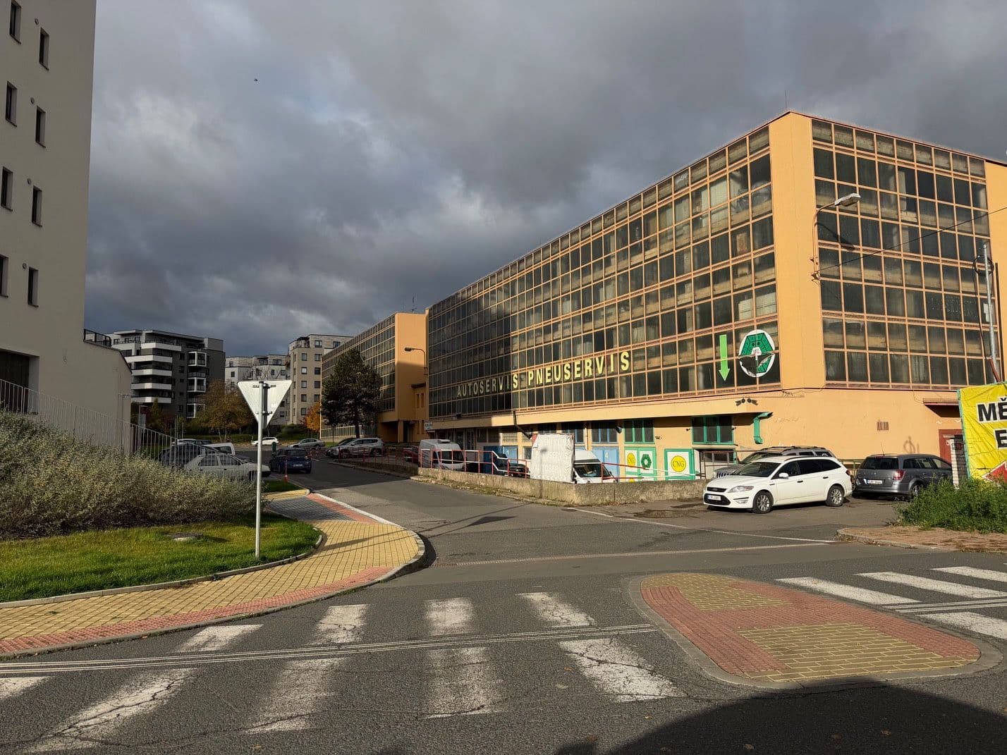 Prodej garáže 18 m², Praha, Praha Prodej garáže 18 m², Praha, Praha