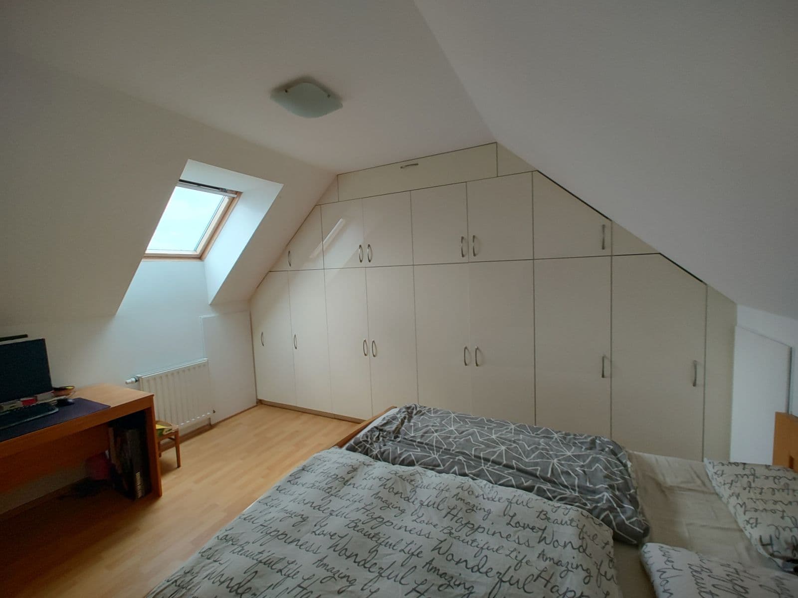 Prodej domu 109 m², pozemek 188 m², Zlatnická, Jenštejn, Středočeský kraj Prodej domu 109 m², pozemek 188 m², Zlatnická, Jenštejn, Středočeský kraj