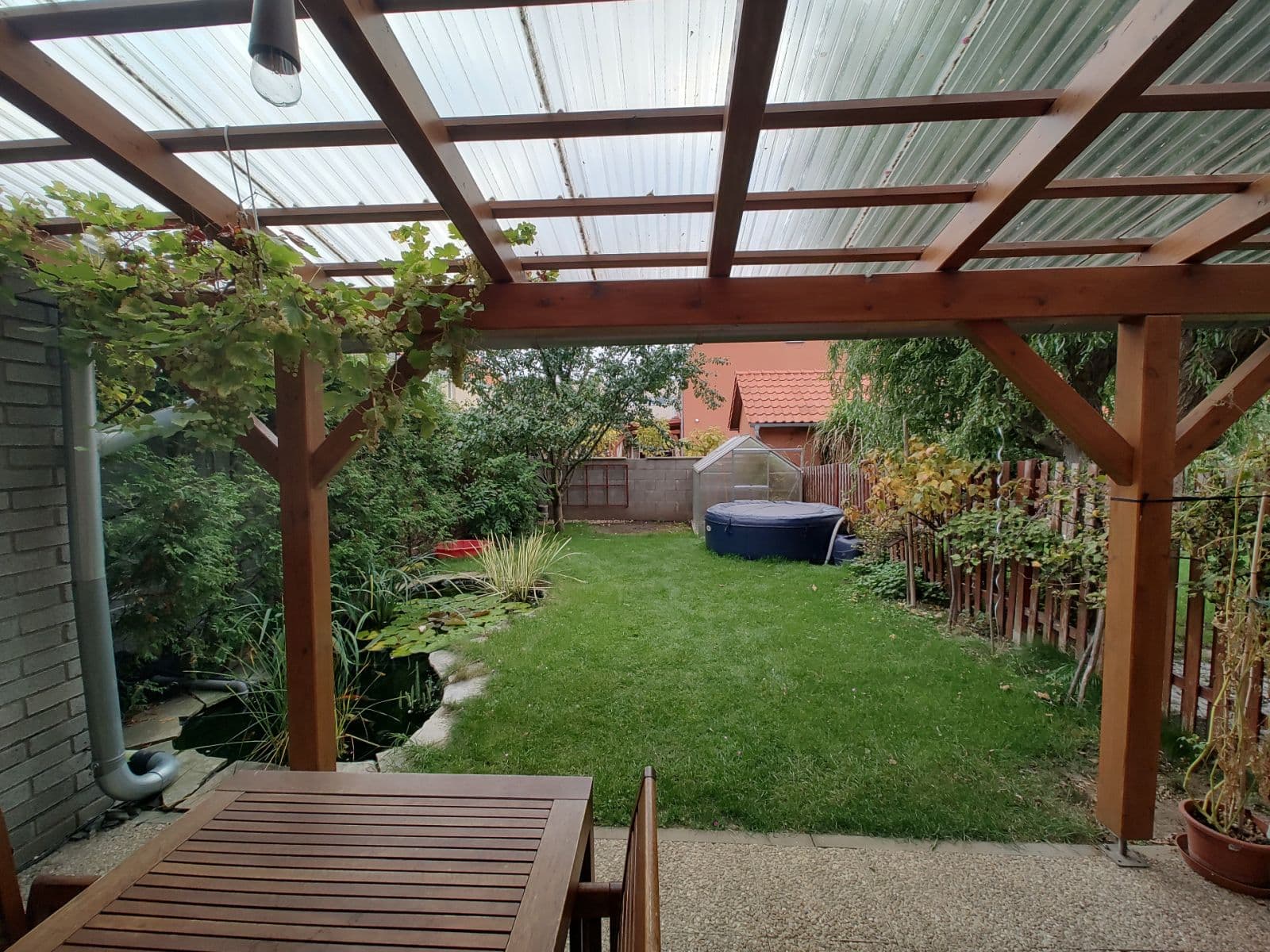 Prodej domu 109 m², pozemek 188 m², Zlatnická, Jenštejn, Středočeský kraj Prodej domu 109 m², pozemek 188 m², Zlatnická, Jenštejn, Středočeský kraj