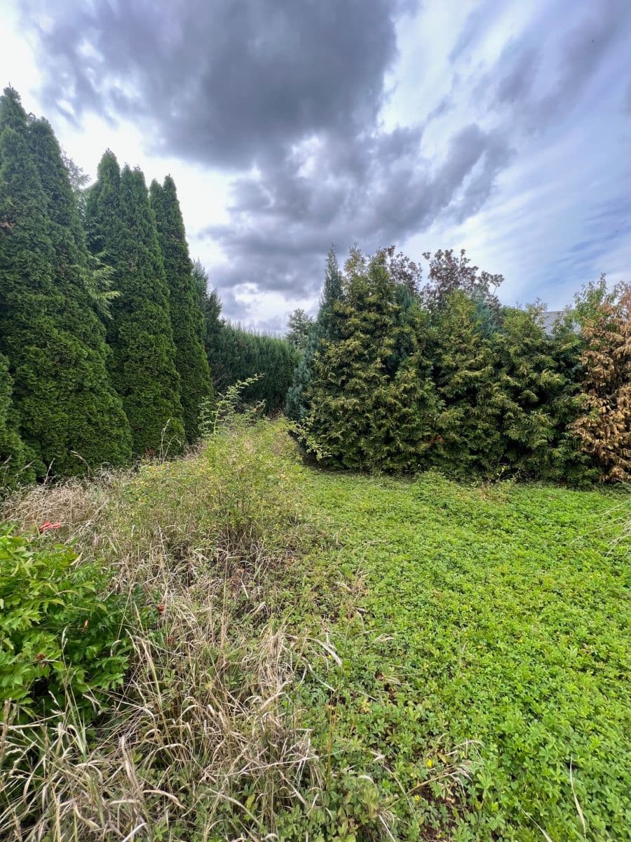 Prodej pozemku 1.761 m², Východní, Líbeznice, Středočeský kraj Prodej pozemku 1.761 m², Východní, Líbeznice, Středočeský kraj