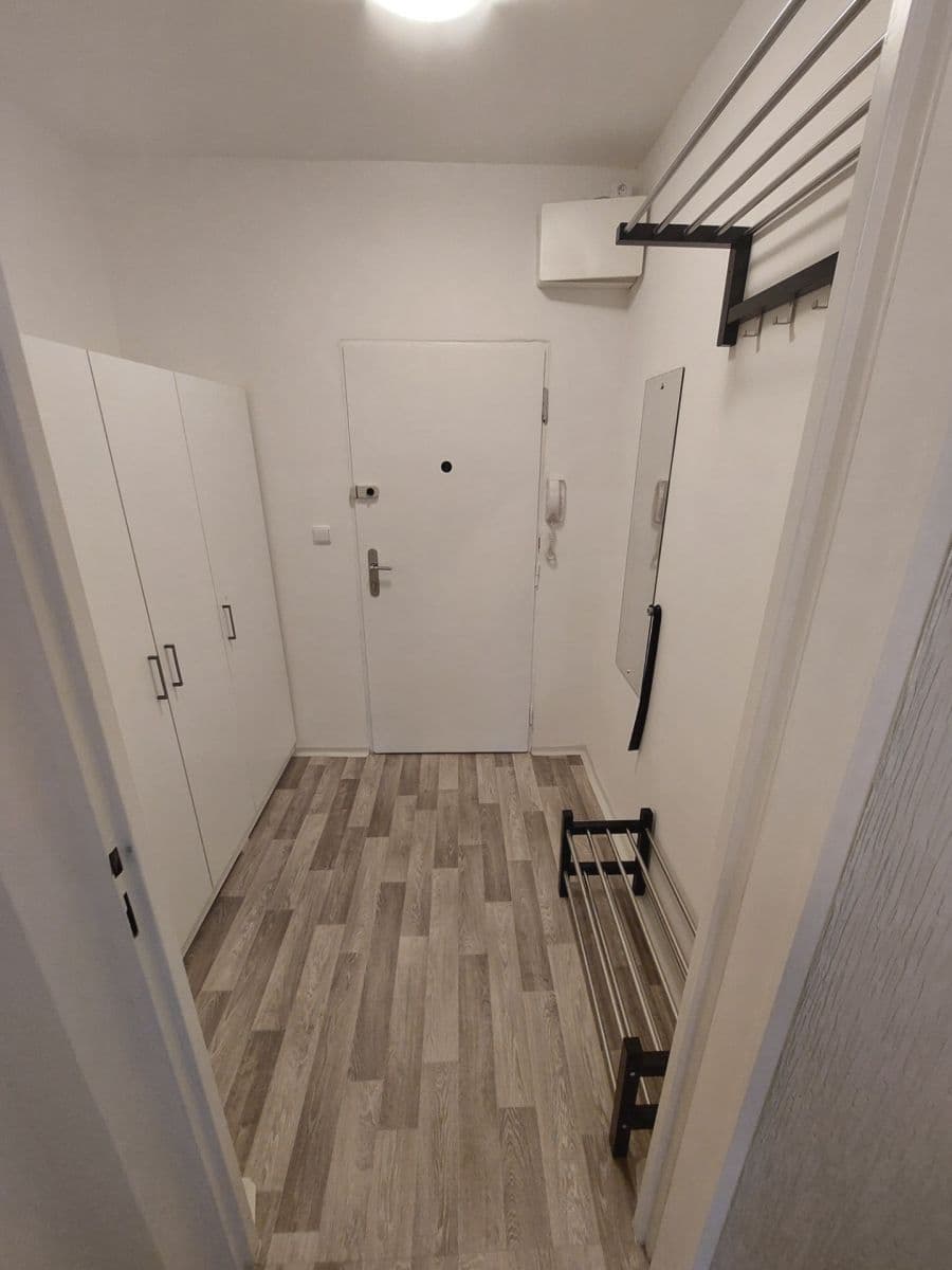 Pronájem bytu Garsoniéra 28 m², Mečíková, Praha, Praha Pronájem bytu Garsoniéra 28 m², Mečíková, Praha, Praha