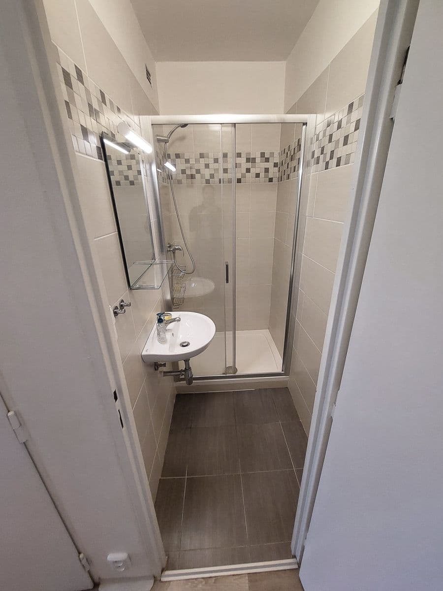 Pronájem bytu Garsoniéra 28 m², Mečíková, Praha, Praha Pronájem bytu Garsoniéra 28 m², Mečíková, Praha, Praha