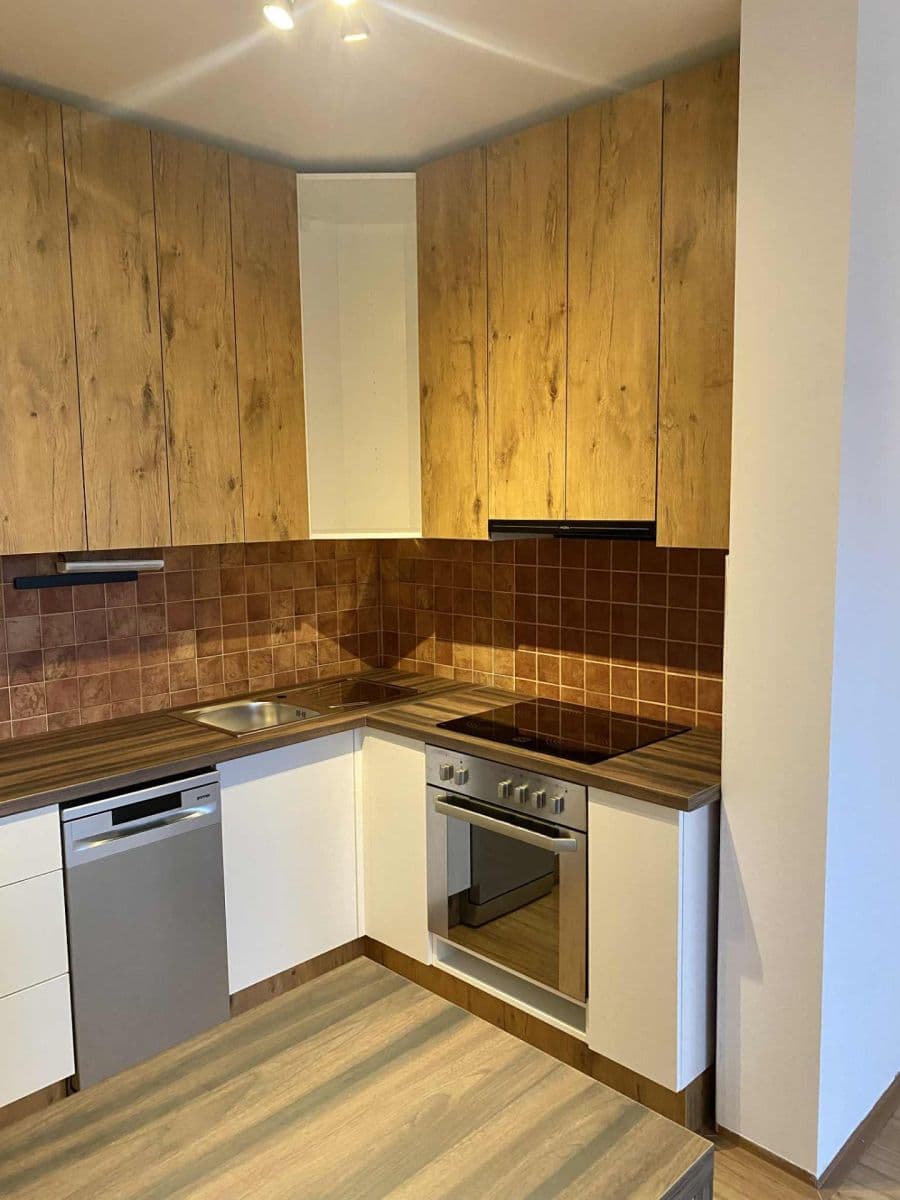 Pronájem bytu 2+kk 55 m², Podkovářská, Praha, Praha Pronájem bytu 2+kk 55 m², Podkovářská, Praha, Praha