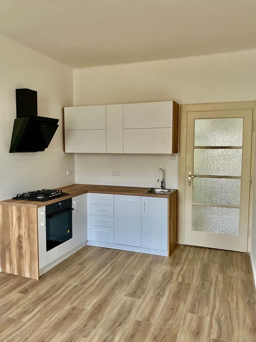 Pronájem bytu 3+kk 77 m², Přemyslovská, Praha, Praha Pronájem bytu 3+kk 77 m², Přemyslovská, Praha, Praha