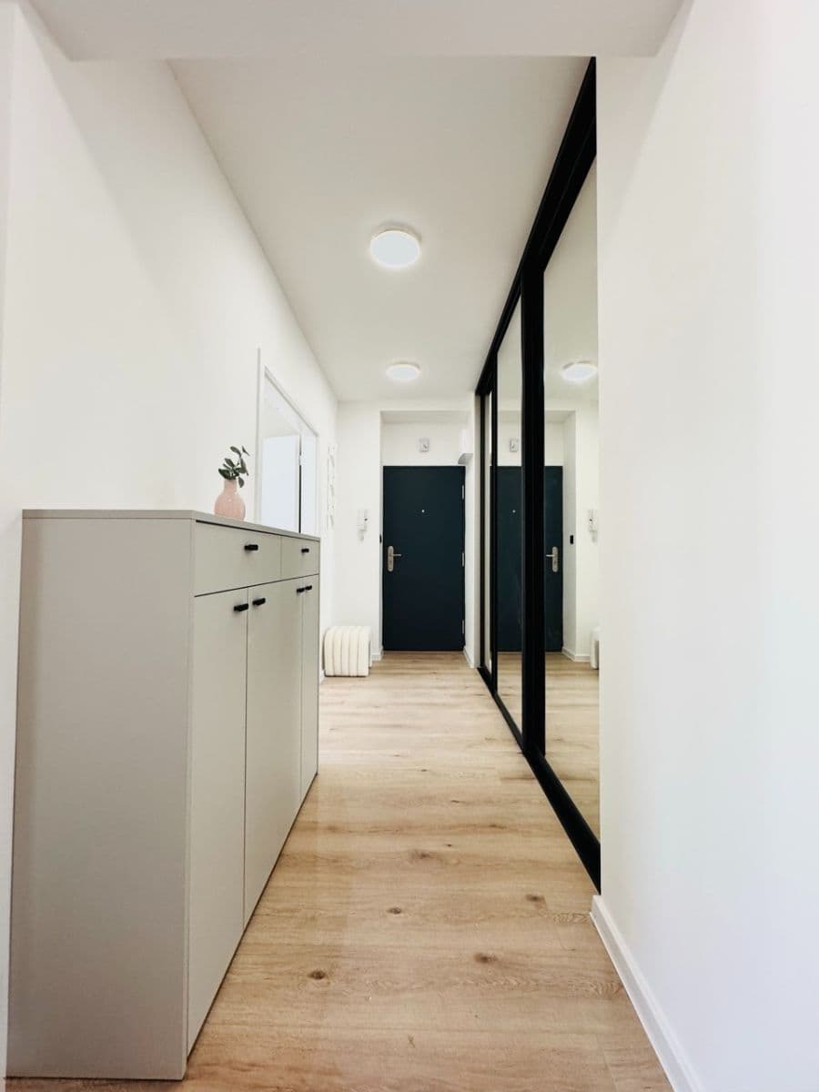 Prodej bytu 3+1 56 m², Björnsonova, Bratislava - mestská časť Staré Mesto, Bratislavský kraj Prodej bytu 3+1 56 m², Björnsonova, Bratislava - mestská časť Staré Mesto, Bratislavský kraj