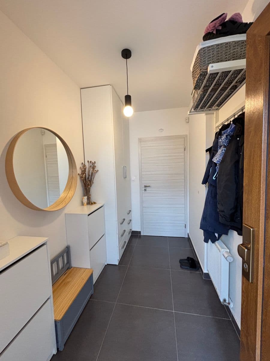 Prodej domu 137 m², pozemek 472 m², Modřínová, Zlonín, Středočeský kraj Prodej domu 137 m², pozemek 472 m², Modřínová, Zlonín, Středočeský kraj