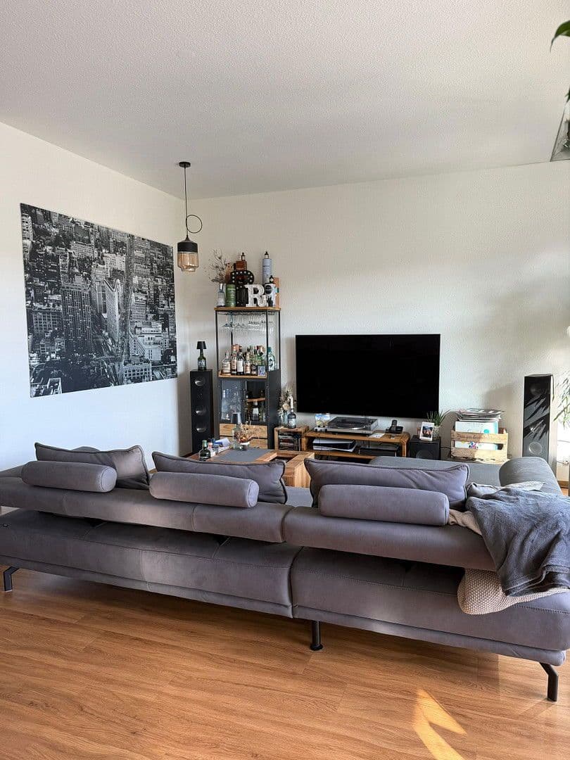 Pronájem bytu 3+1 92 m², Deutschordenstrasse 5, Bad Friedrichshall, Bádensko-Württembersko Pronájem bytu 3+1 92 m², Deutschordenstrasse 5, Bad Friedrichshall, Bádensko-Württembersko