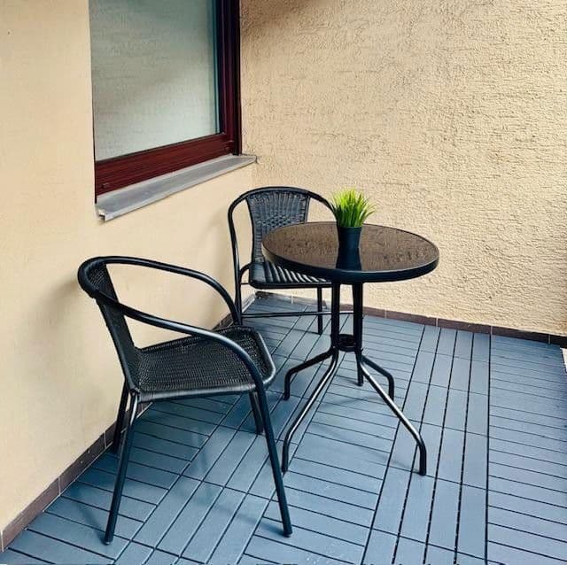 Pronájem bytu 2+kk 66 m², Nürtingen, Bádensko-Württembersko Pronájem bytu 2+kk 66 m², Nürtingen, Bádensko-Württembersko