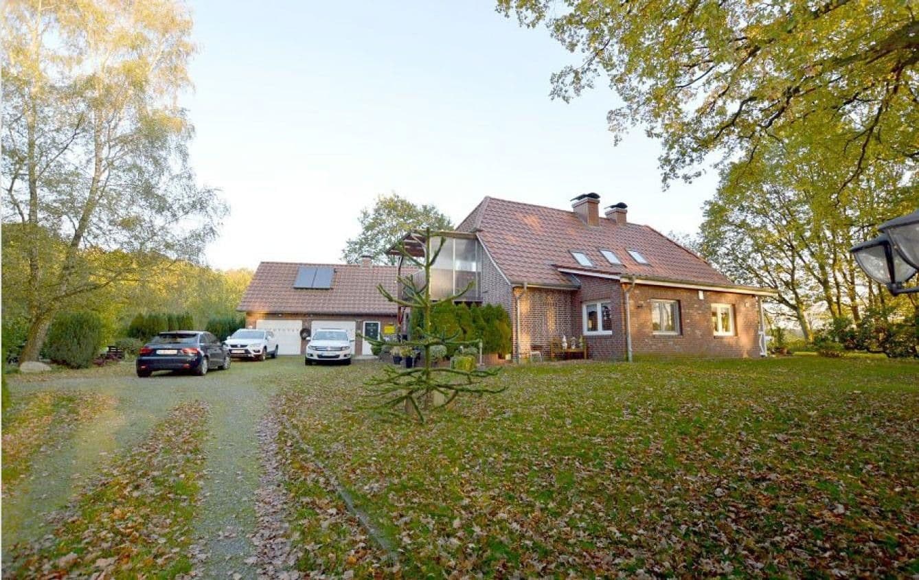 Prodej domu 150 m², pozemek 4.169 m², Neu Wulmstorf, Dolní Sasko Prodej domu 150 m², pozemek 4.169 m², Neu Wulmstorf, Dolní Sasko