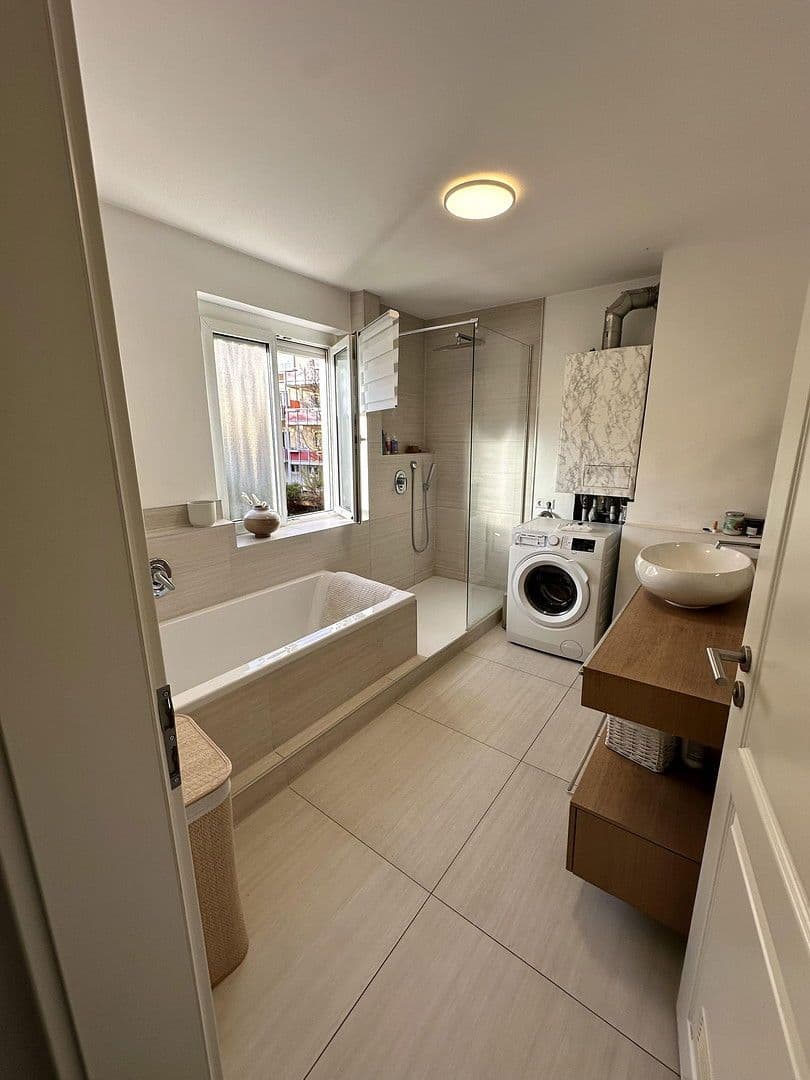 Prodej bytu 4+1 94 m², Freihofstraße 97, Göppingen, Bádensko-Württembersko Prodej bytu 4+1 94 m², Freihofstraße 97, Göppingen, Bádensko-Württembersko