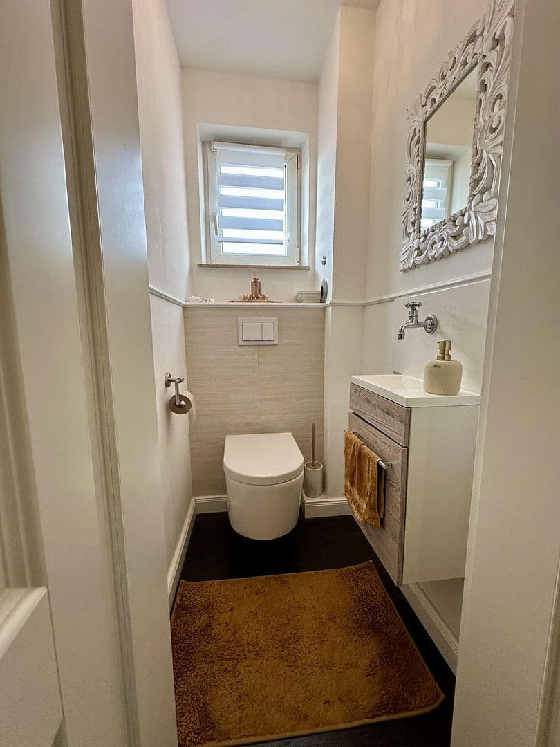 Prodej bytu 4+1 94 m², Freihofstraße 97, Göppingen, Bádensko-Württembersko Prodej bytu 4+1 94 m², Freihofstraße 97, Göppingen, Bádensko-Württembersko