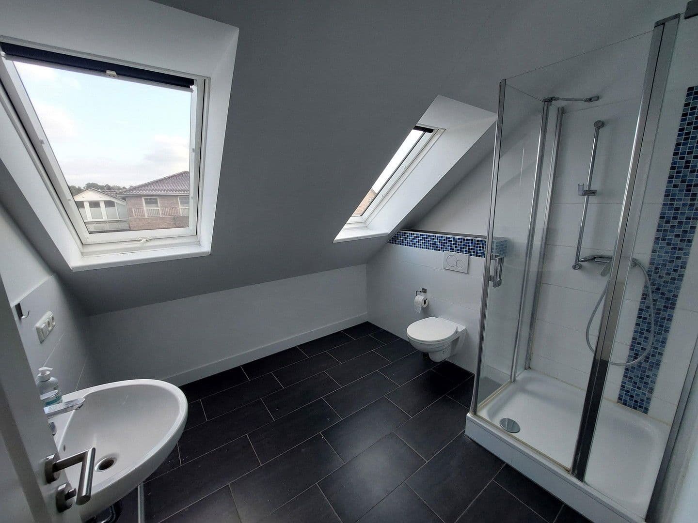 Prodej domu 196 m², pozemek 715 m², Drage, Dolní Sasko Prodej domu 196 m², pozemek 715 m², Drage, Dolní Sasko