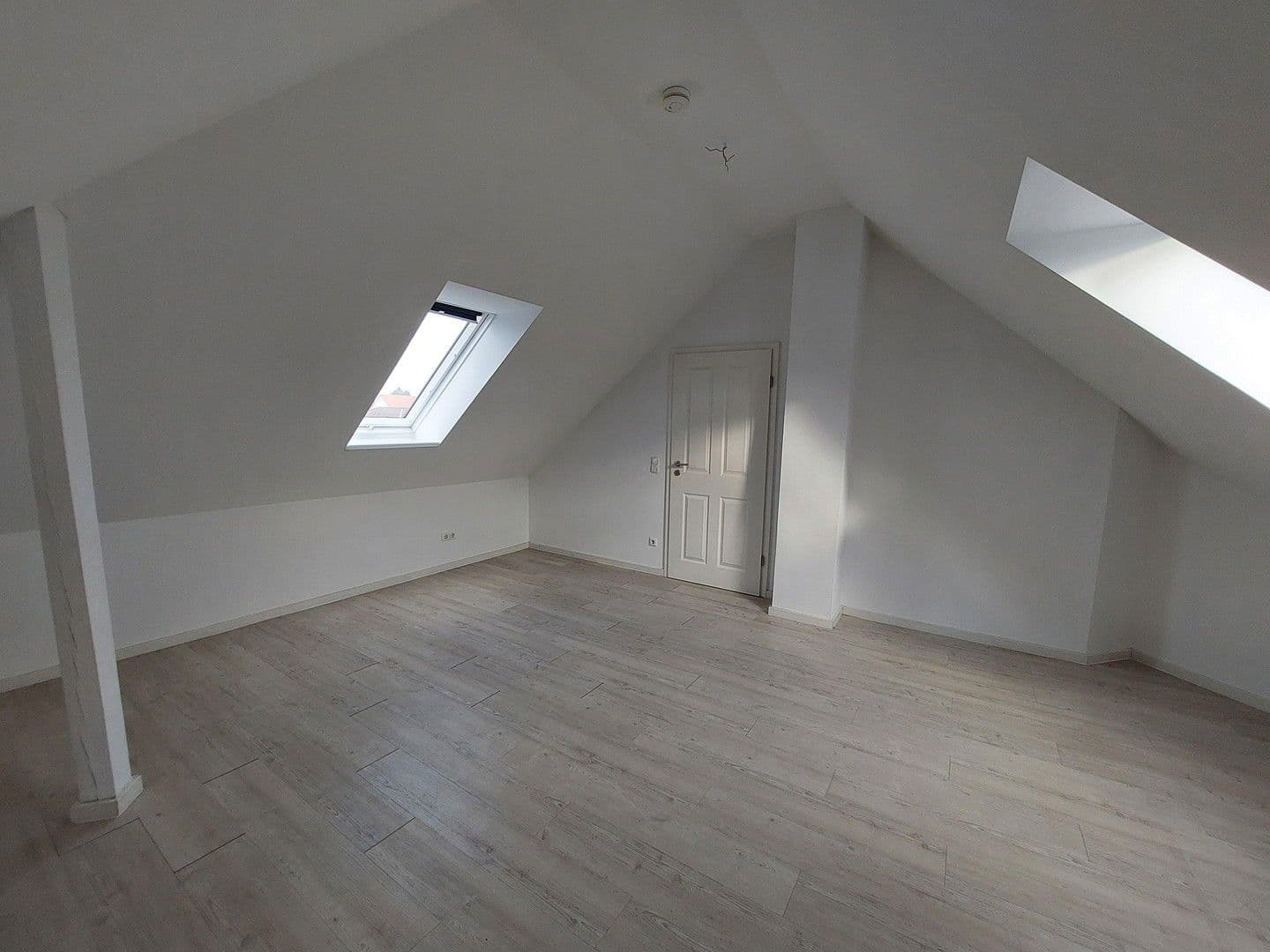 Prodej domu 196 m², pozemek 715 m², Drage, Dolní Sasko Prodej domu 196 m², pozemek 715 m², Drage, Dolní Sasko