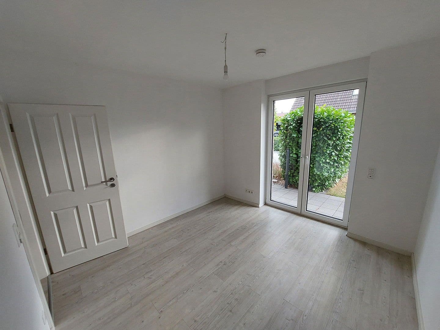 Prodej domu 196 m², pozemek 715 m², Drage, Dolní Sasko Prodej domu 196 m², pozemek 715 m², Drage, Dolní Sasko