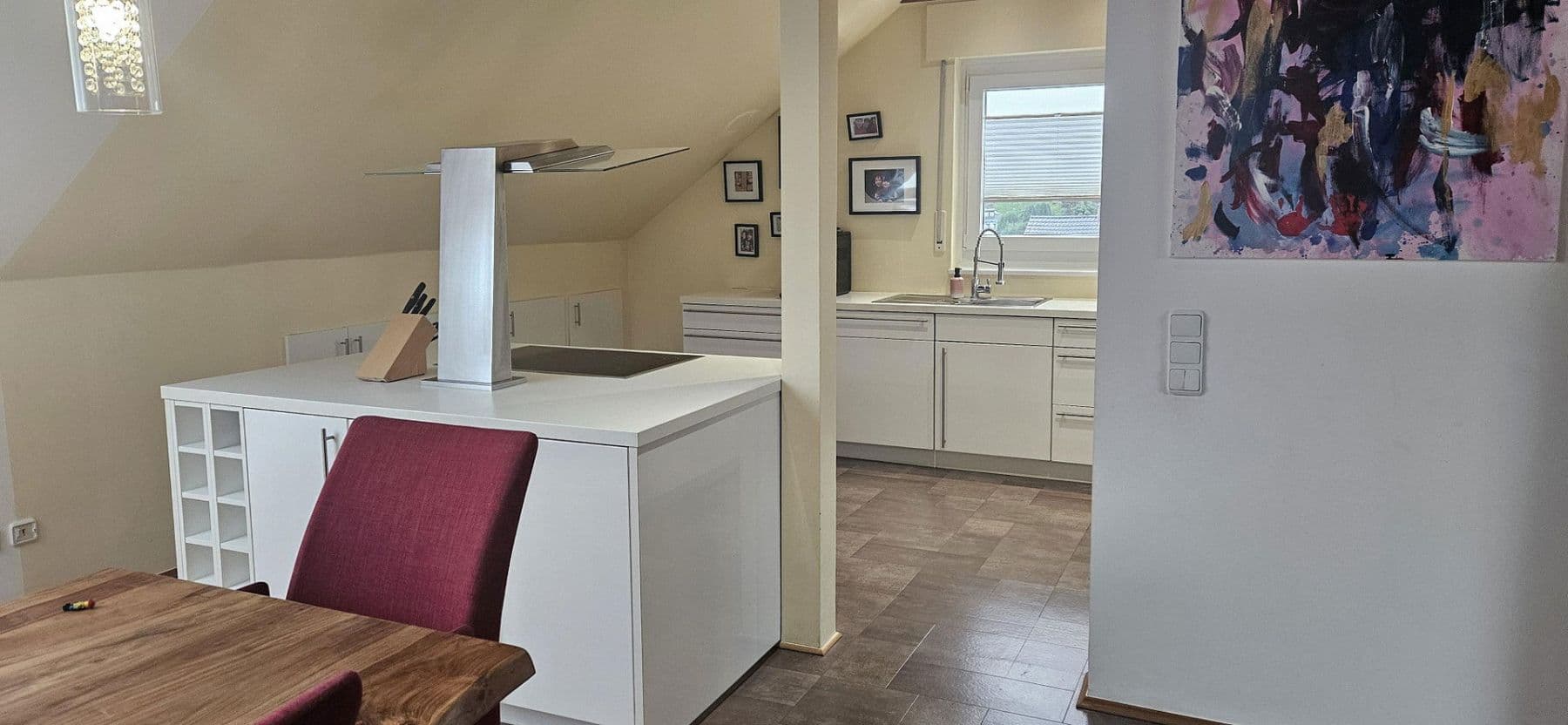 Prodej bytu 4+kk 139 m², Duisburg, Severní Porýní-Vestfálsko Prodej bytu 4+kk 139 m², Duisburg, Severní Porýní-Vestfálsko