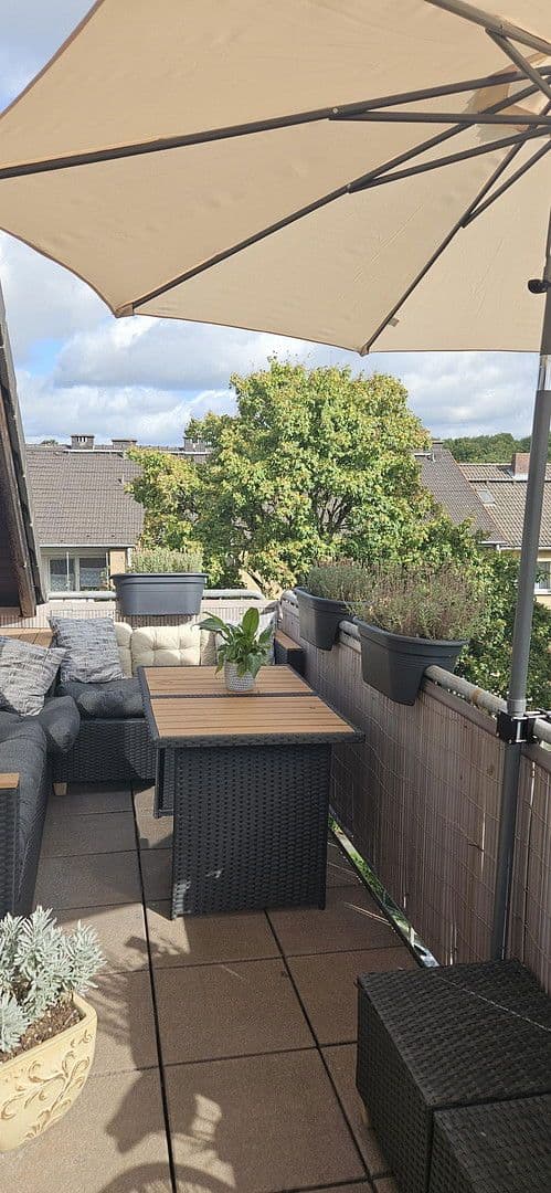 Prodej bytu 4+kk 139 m², Duisburg, Severní Porýní-Vestfálsko Prodej bytu 4+kk 139 m², Duisburg, Severní Porýní-Vestfálsko