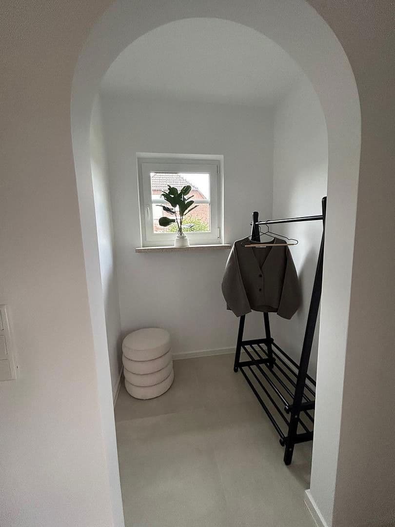 Prodej domu 250 m², pozemek 980 m², Dahlienstraße 9, Upgant-Schott, Dolní Sasko Prodej domu 250 m², pozemek 980 m², Dahlienstraße 9, Upgant-Schott, Dolní Sasko