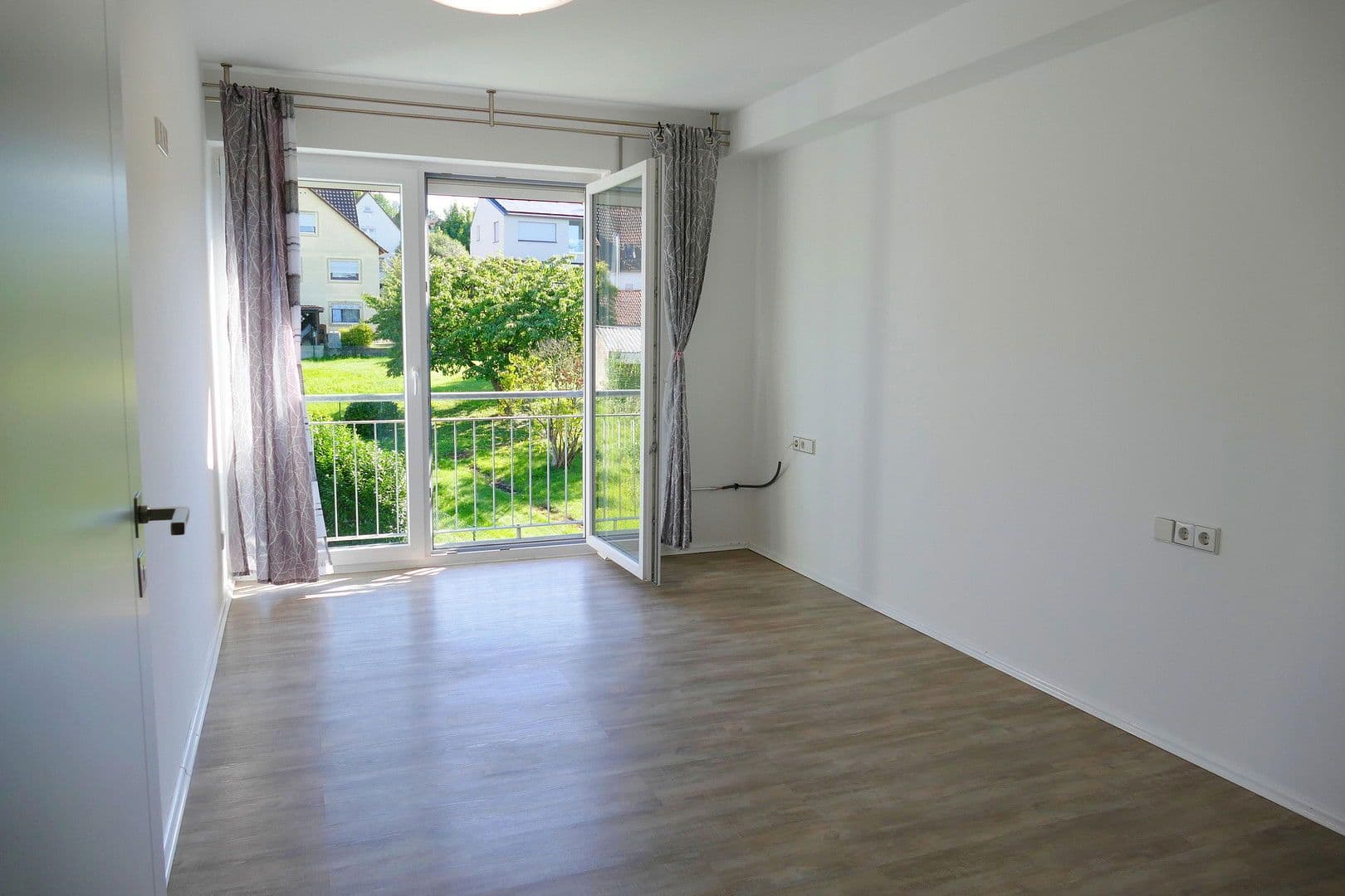 Prodej bytu 4+kk 97 m², Ludwigsburger Straße 11, Schwaikheim, Bádensko-Württembersko Prodej bytu 4+kk 97 m², Ludwigsburger Straße 11, Schwaikheim, Bádensko-Württembersko