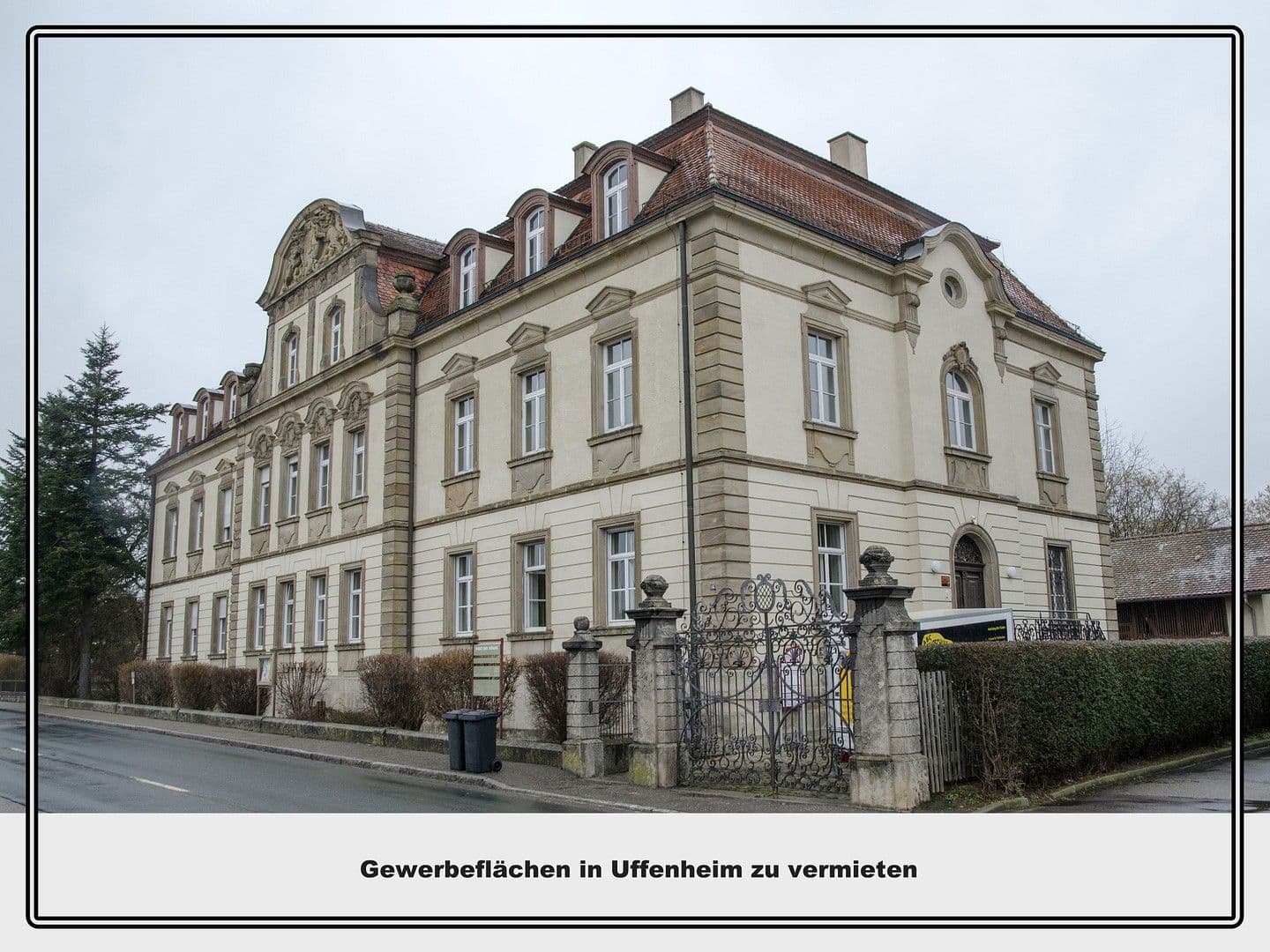 Pronájem kanceláře 127 m², Adelhofer Straße, Uffenheim, Bavorsko Pronájem kanceláře 127 m², Adelhofer Straße, Uffenheim, Bavorsko